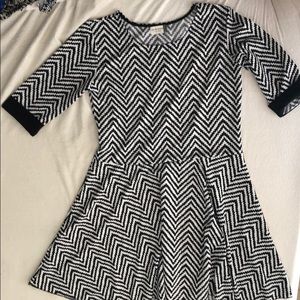 black and white patterned dress